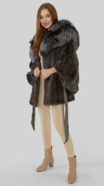 Шуба из норки Fossil с капюшоном из меха чернобурки