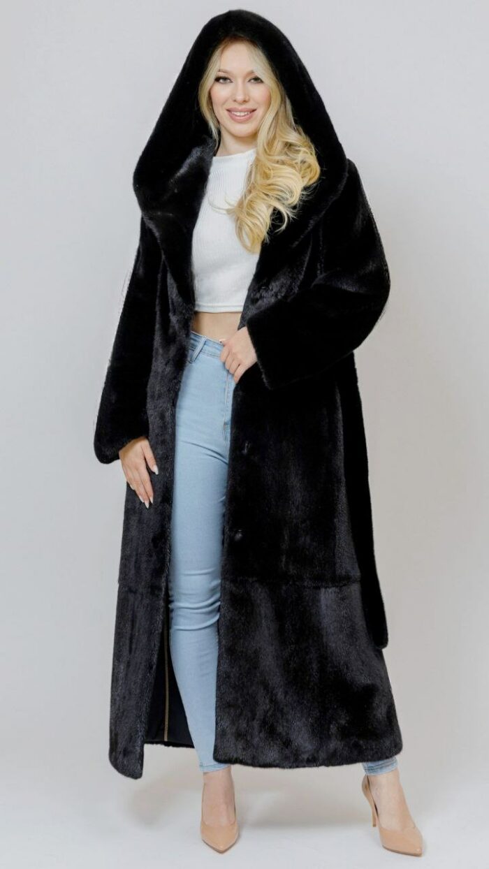 Френч из меха канадской норки с капюшоном