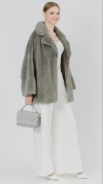 Шуба из меха норки