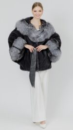 Шуба из норки White с отделкой из меха полярной лисы