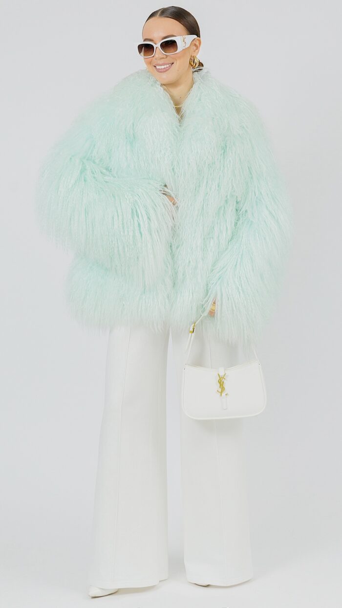 Полушубок из ламы Tiffany blue