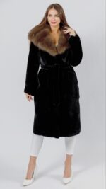 Шуба Soft classic из норки Пастель с капюшоном из меха куницы Tortora